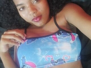 naked girl with webcam masturbating with vibrator DaysiPolo