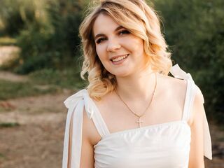 hardcore web cam DemetriceAkpan