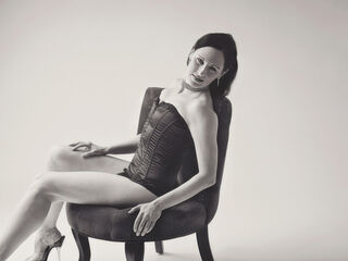 nude camgirl picture DevonTaylor