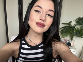 naked camgirl DianaRaysn