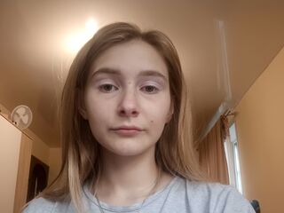 naked girl with cam masturbating DianeWallaces