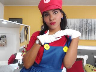 nude gamgirl DllLoren