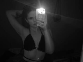 chat room live web cam DoloresHuesing