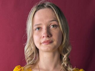 chat with cam ElinoreSauder