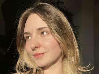 fingering cam girl EmaSchlotzhauer