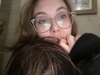 chat room live sex EmilyLoven
