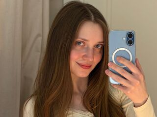 beautiful webcamgirl EmmaSagge