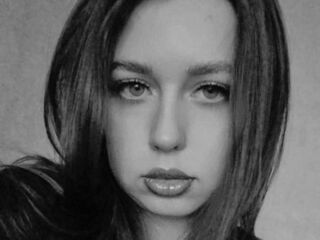 naked camgirl masturbating EvvaMorison
