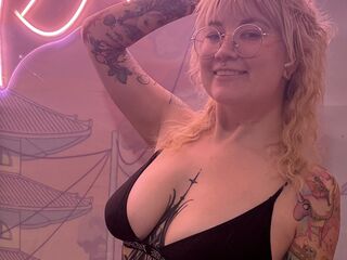 adult web cam chat room Finndomme