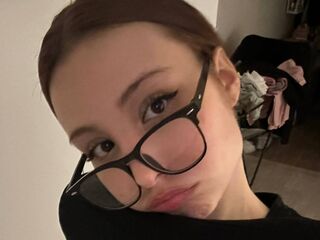 hot cam girl masturbating with vibrator FranciscaRamerez
