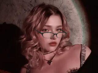 shower webcam GlynisLathon