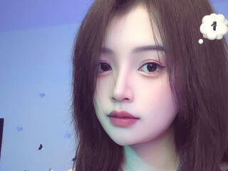 camwhore shaved pussy HedyIvy