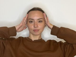 jasmin HertaLaraby