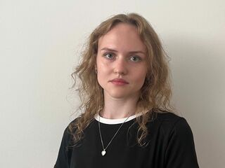 camgirl masturbating IsabellaBegin