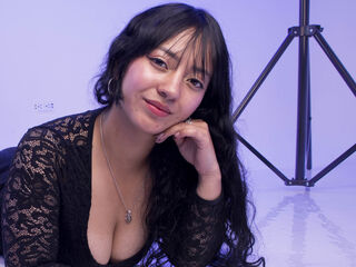 hot cam girl fingering pussy IsabellaBot