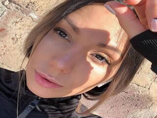 free live chatroom JenniferWhiter