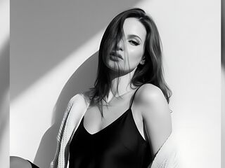 camslut showing tits JudithVillaplana
