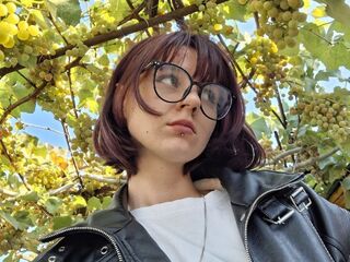 chat room live sex cam JuliannMunning