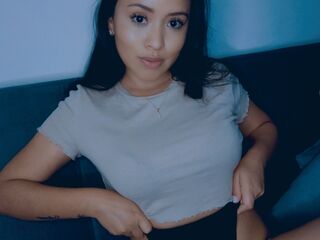 cam girl masturbating with dildo KaterinWomack