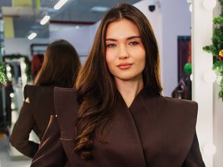 closeup web cam KatieHarrise