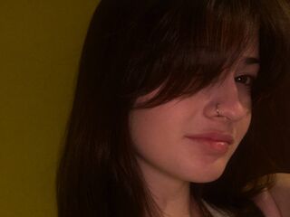 beautiful girl cam KiliMinoa