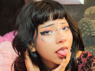 live webcam performer KiomyVamp