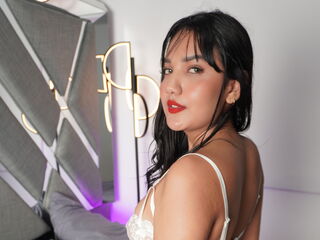 camgirl chatroom KylieWes