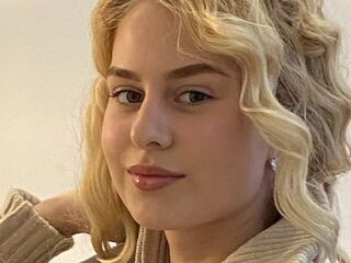 cam girl masturbating LaniePlewa