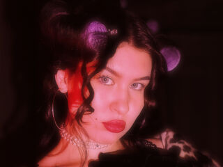 camwhore shaved pussy LarondaSuitt