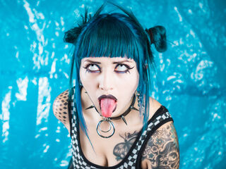 topless camgirl LaurentCarroll