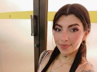 webcamgirl chat room LesslyKity