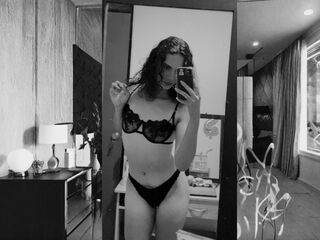 cam girl fingering LiahRosh