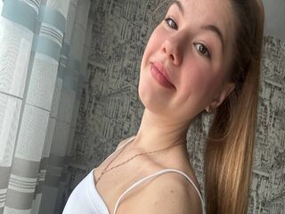 camporn LikaMoriss
