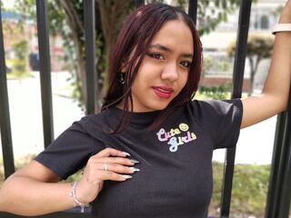 cam show LiliValencia