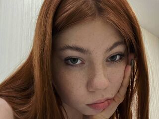 nude webcam girl LilianBarfield