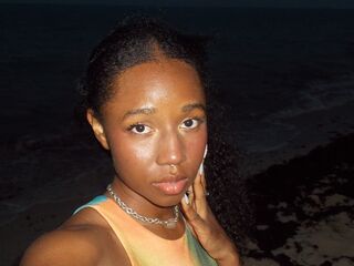 girl topless chat LilithAnnabell