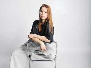 cam girl chat LinaForbishh