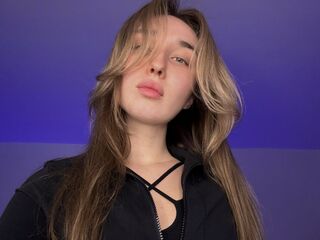 topless cam girl LinaYani