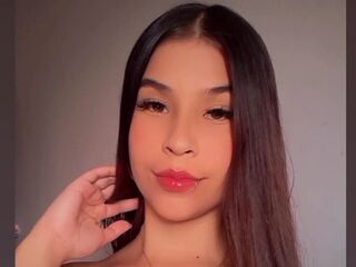 camgirl playing with vibrator LindaLeone