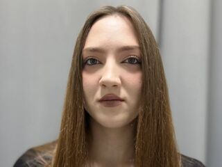 hot cam girl masturbating with sextoy LisanBrown