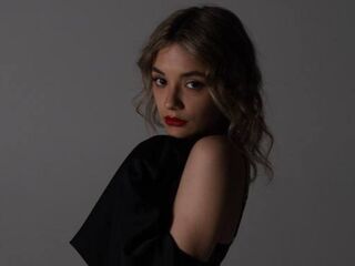 hot cam show LolaKiki