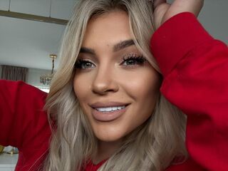 hot strip tease webcam LorennaRyan