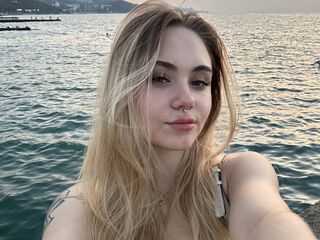 chat room free LunaMillie