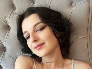 fingering cam girl picture LynnMartin