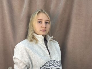 camgirl livesex LynnaGranby