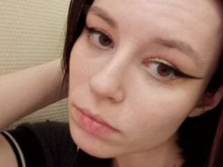 camwhore masturbating with sextoy MaeHiatt