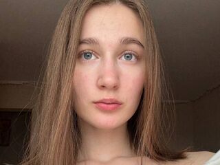 camgirl video chat MarcelineLeja