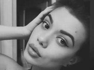 kinky cam picture MarciaMoor