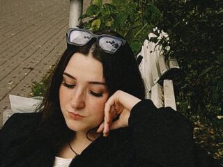 naked cam chatroom MargaretAlfaro