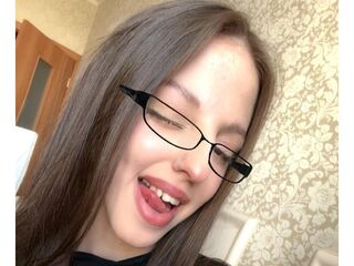 naked cam live MaryannaLehane